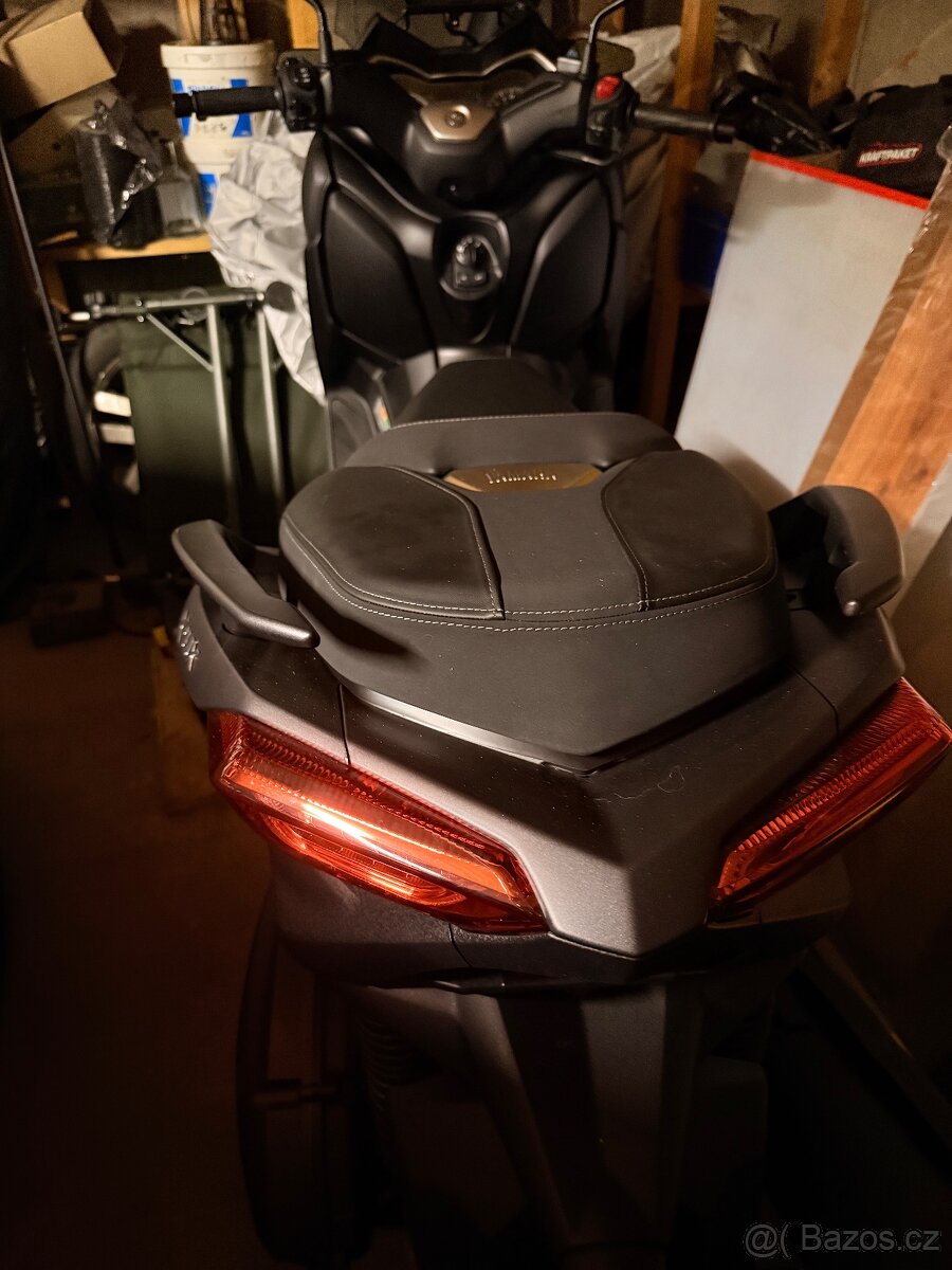 Yamaha X-Max 125 - 3