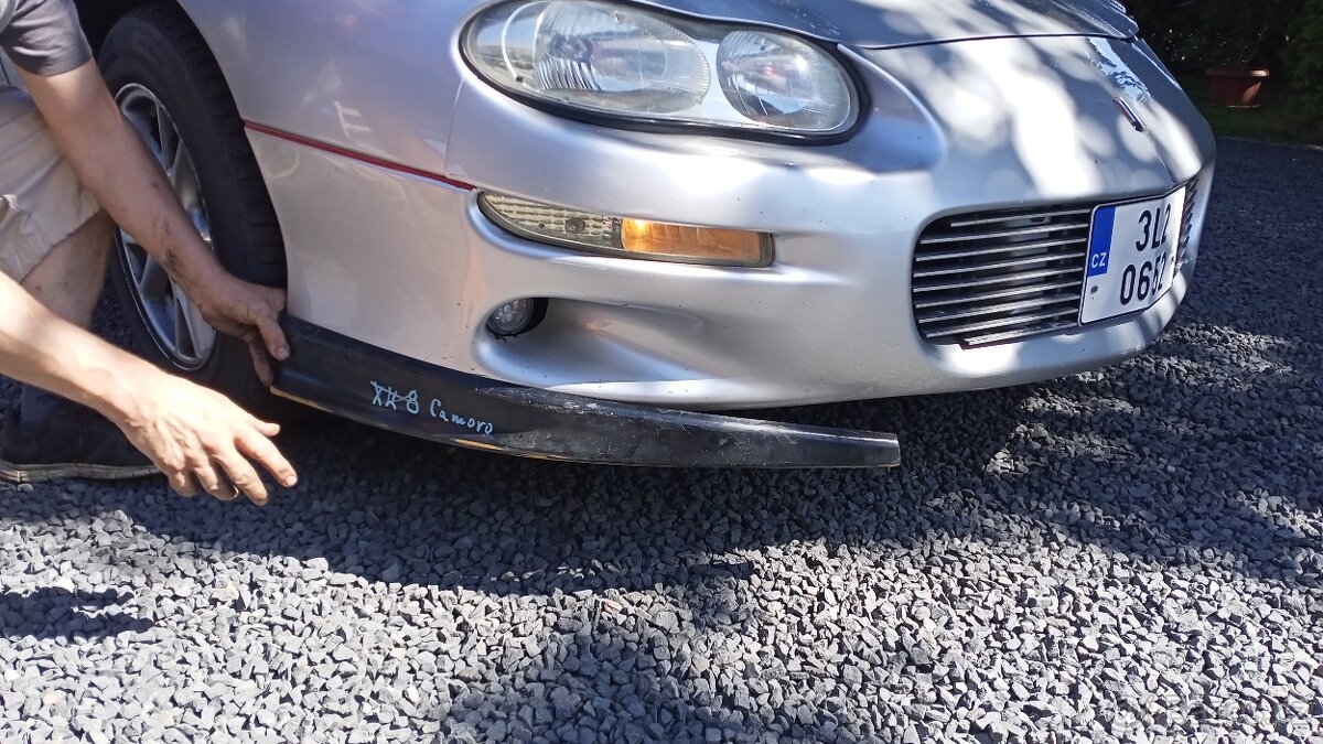 Spojler předního nárazníku Chevrolet Camaro - 3