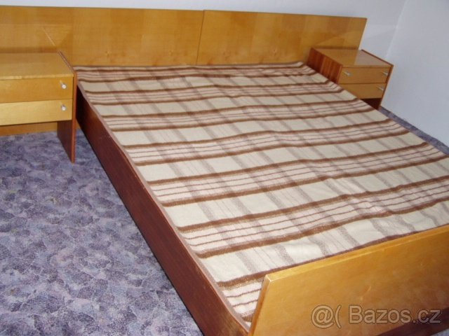 Dvoulůžková postel leštěná bříza + noční stolky - 3