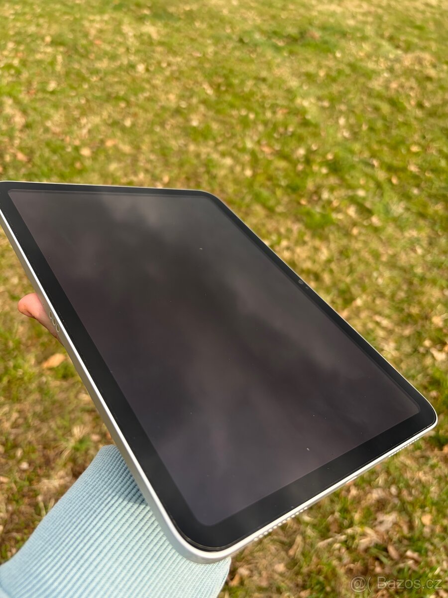 iPad 10.9" 256GB WiFi Stříbrný 2022 - 3