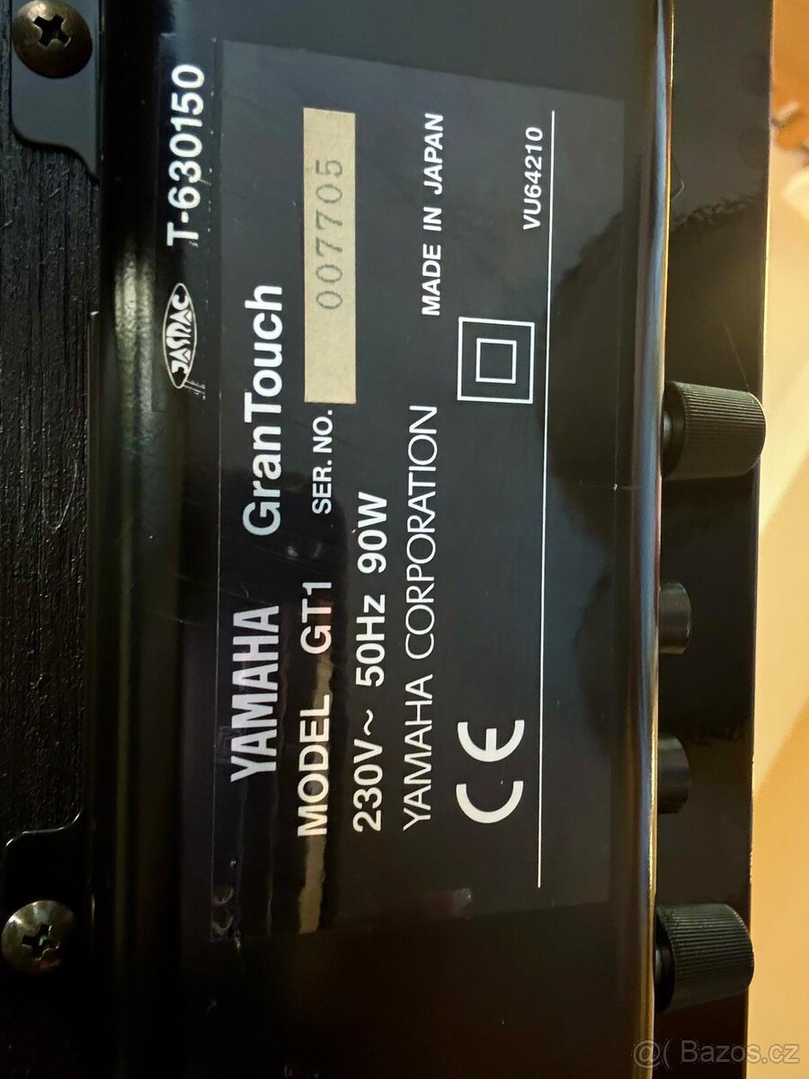 Piano Yamaha GranTouch GT1 - 3