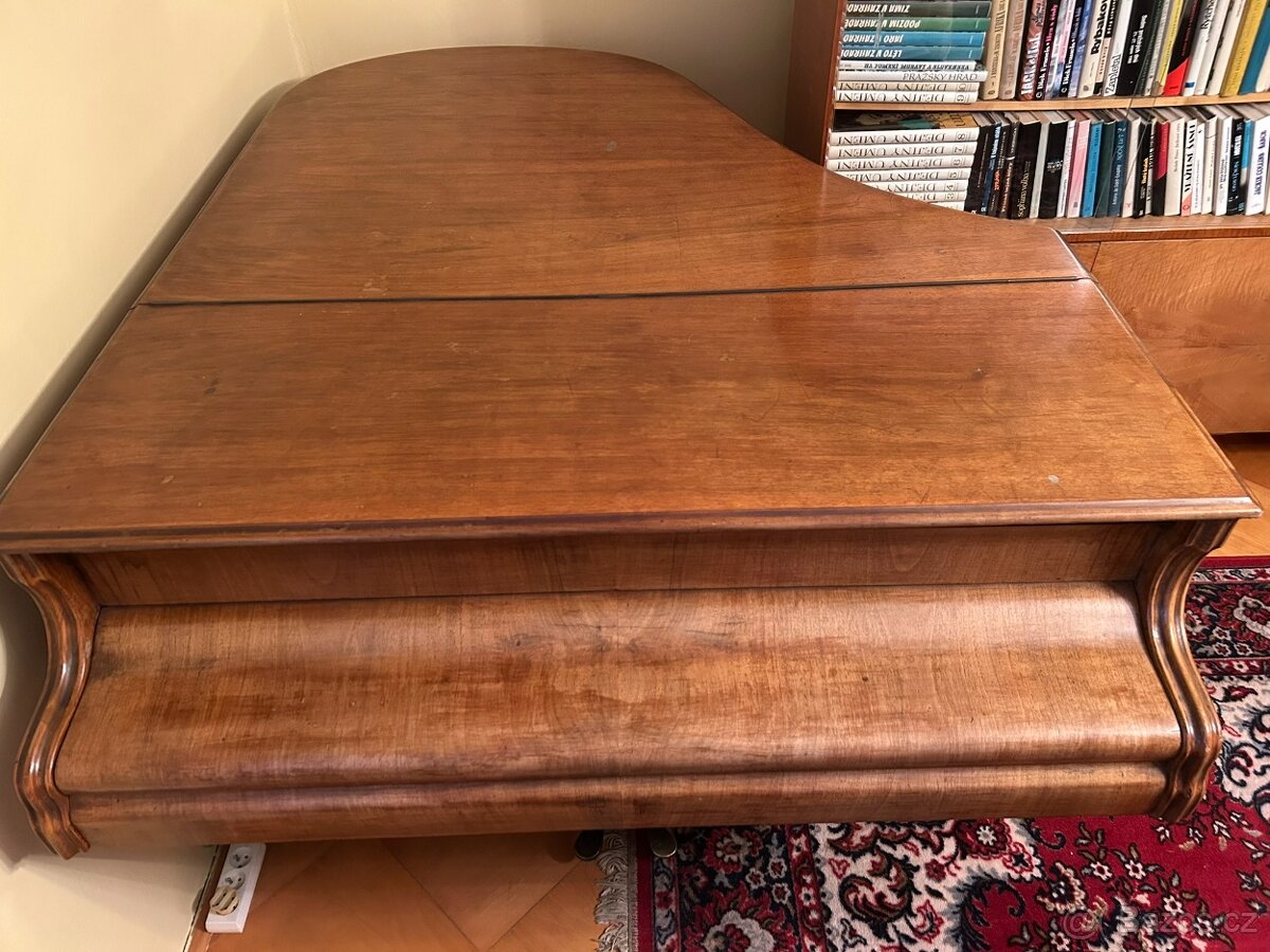 Piano ANT. PETROF křídlo - 3