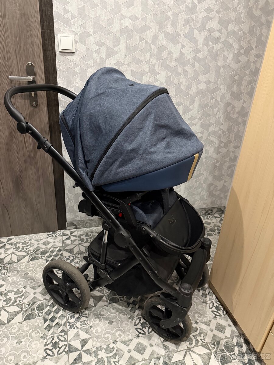Kočárek 2v1 - 3