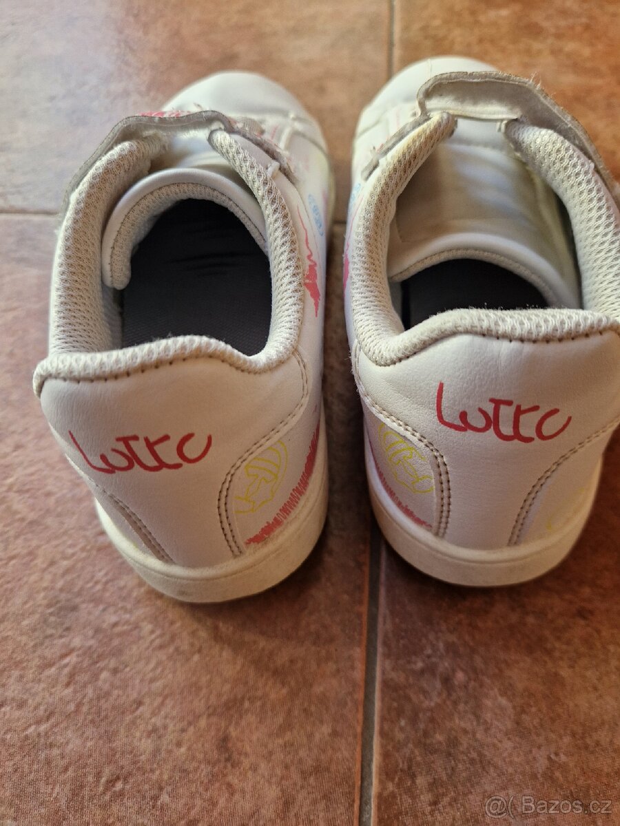 Prodám dětské boty Lotto( bílé), vel. 32 - 3