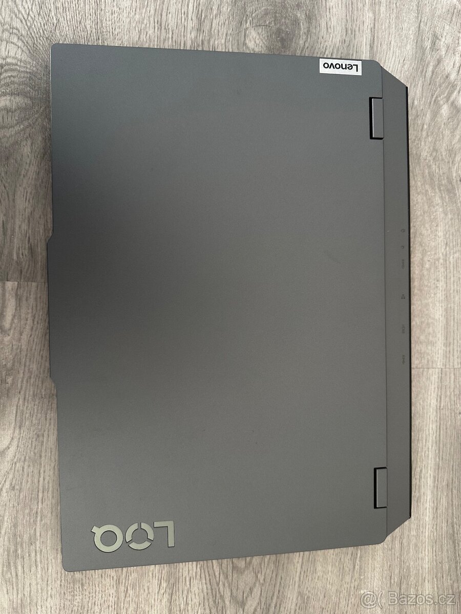 Lenovo LOQ 15IRX9 - 3