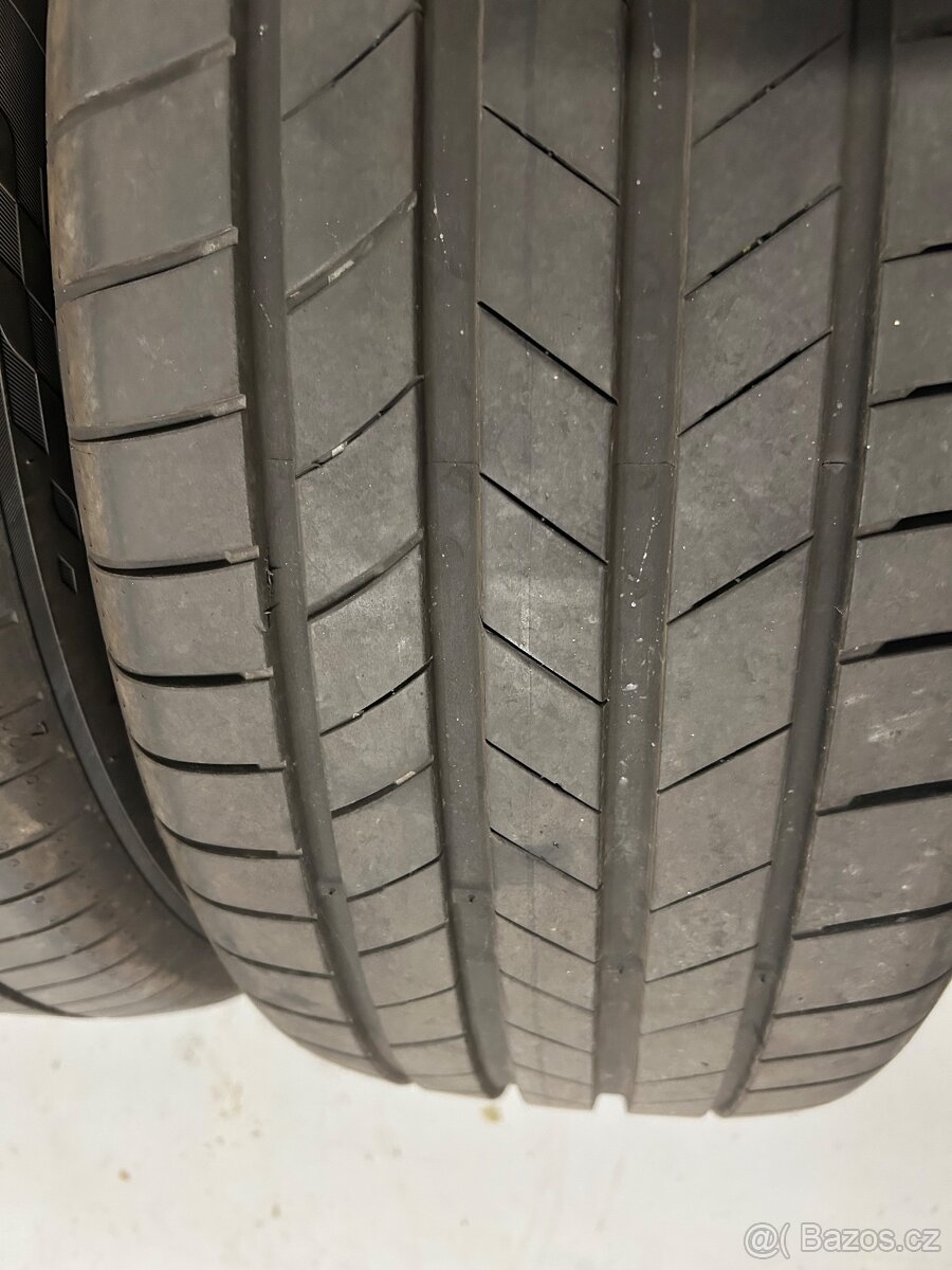 KUMHO ECSTA 235/55 R18 Nové - 3