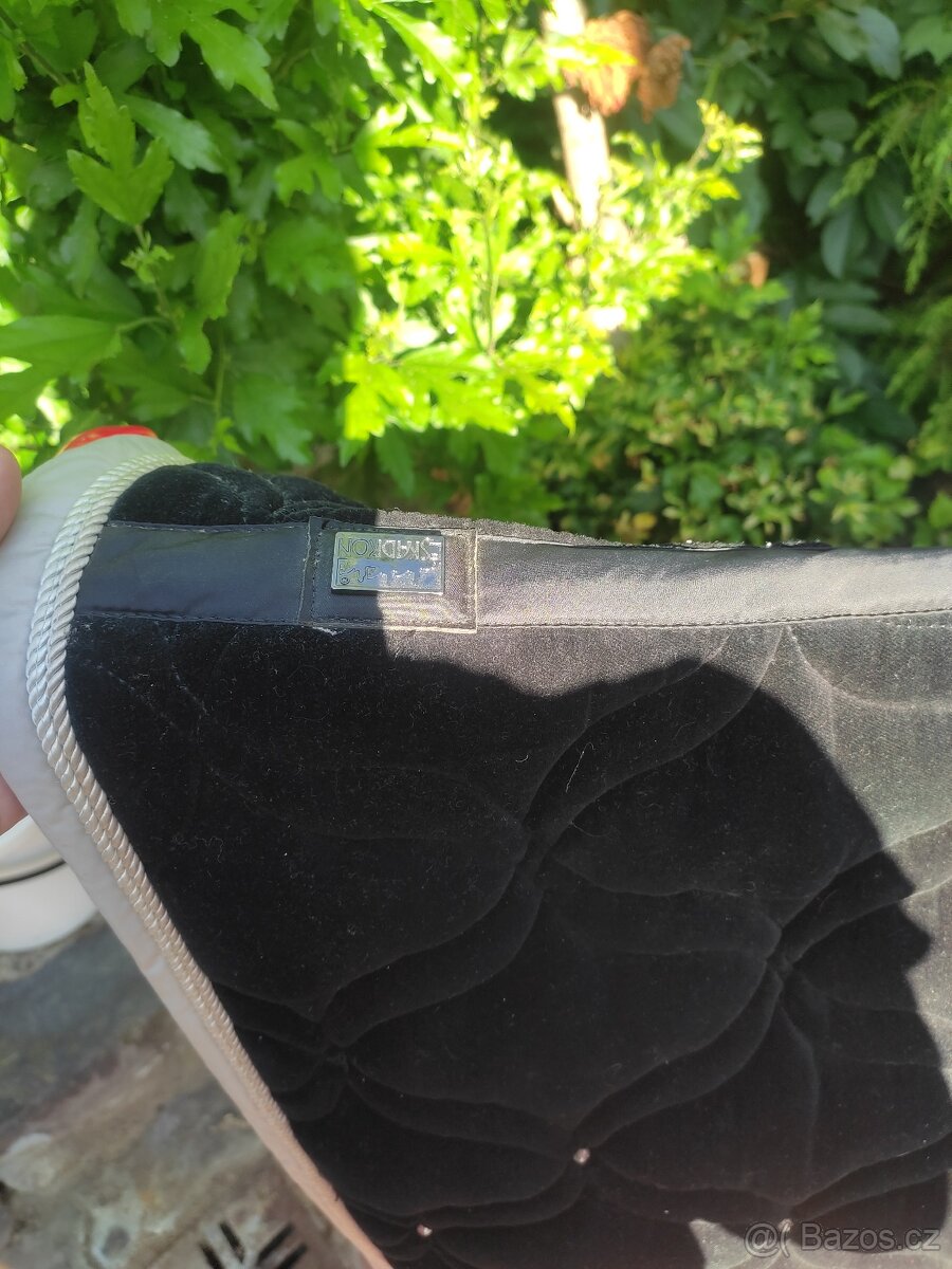 Černá sametová dečka a čabraka Eskadron - 3