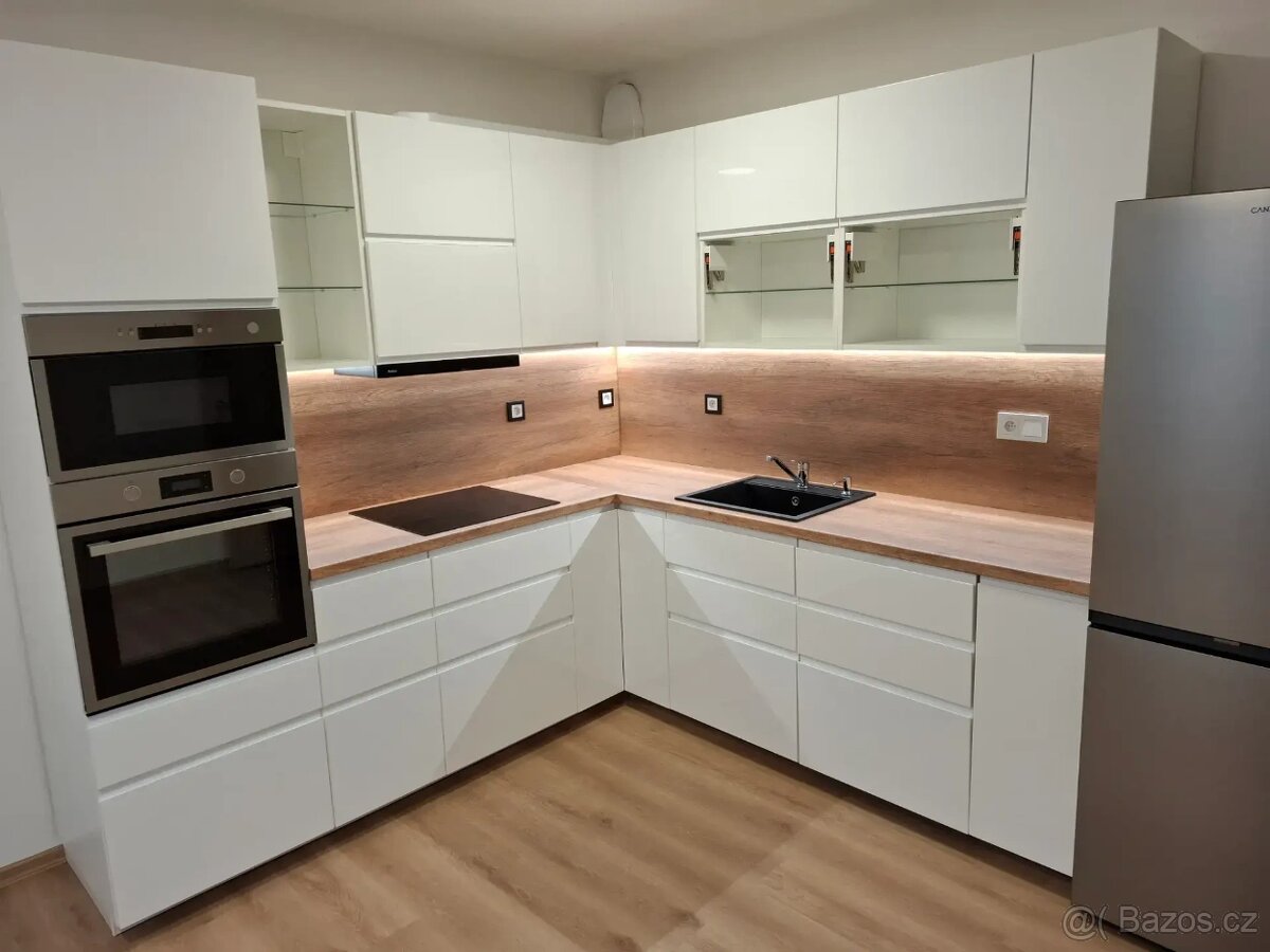 Pronájem bytu 2+kk 45 m² - 3