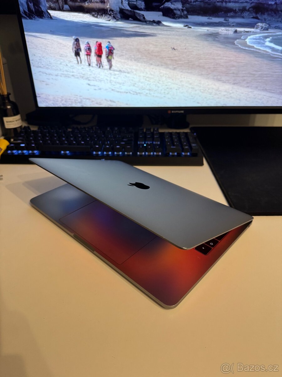 MacBook Pro 13” 2019 - 3
