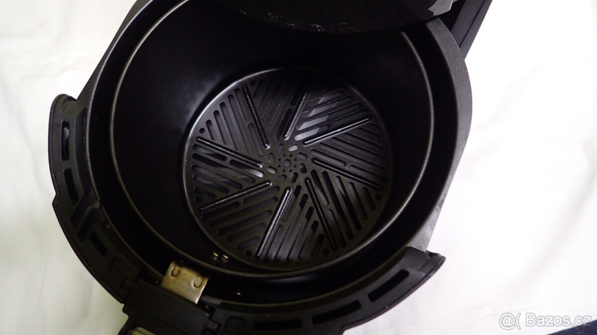 Horkovzdušná fritéza Siguro - 3