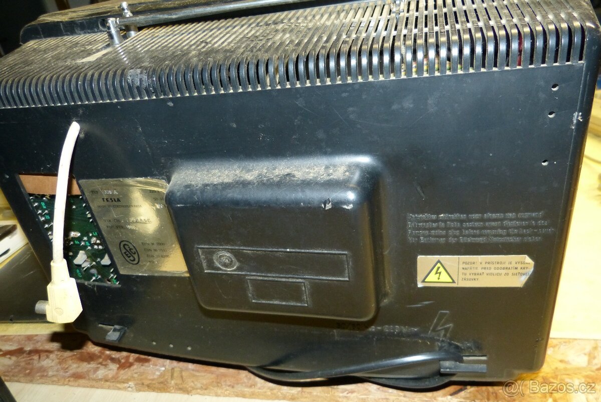 Tesla Oravan Lux - 3