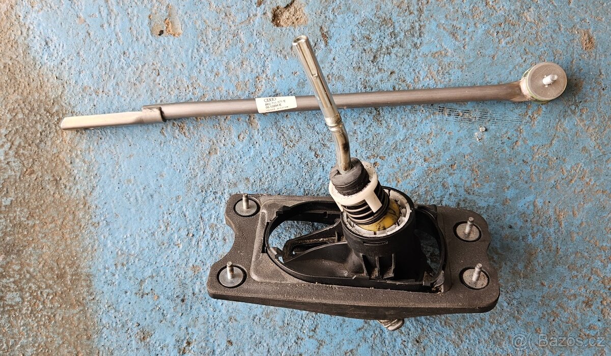 Audi A4 B8 Díly - 3