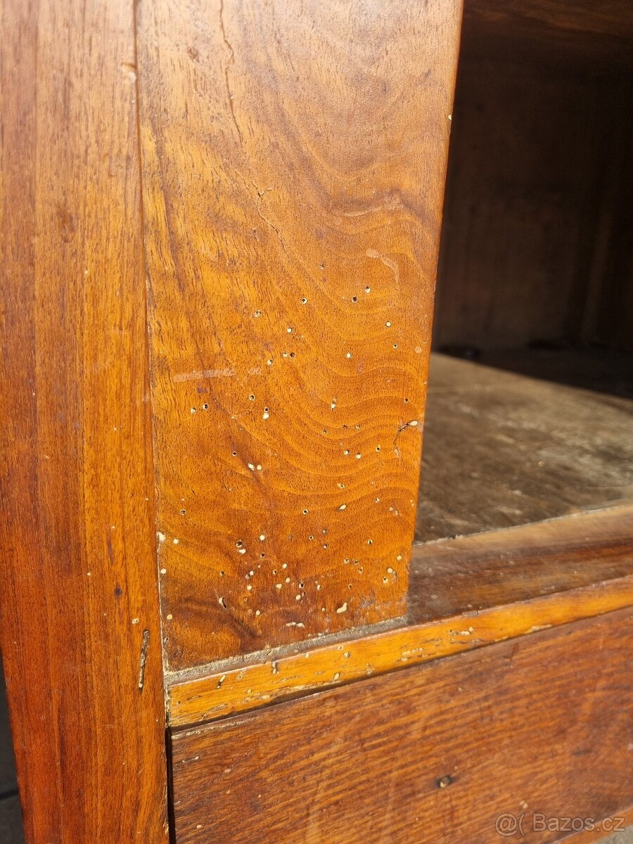 Skříňka na gramofon - masiv - 3