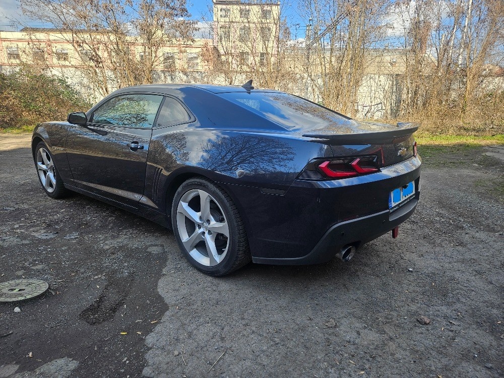 Chevrolet Camaro - 3