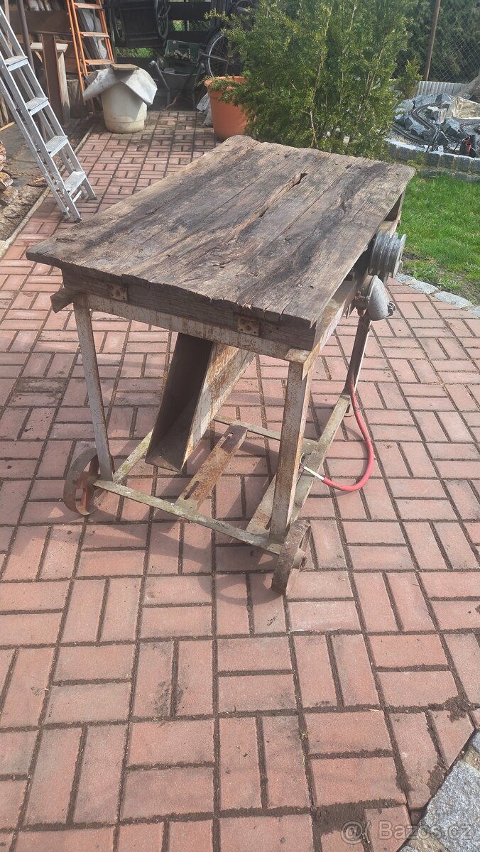 Rám cirkulárky s hřídelí - 3