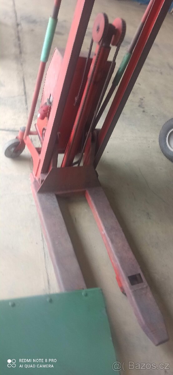 Vysokozdvižný paleťák - 3