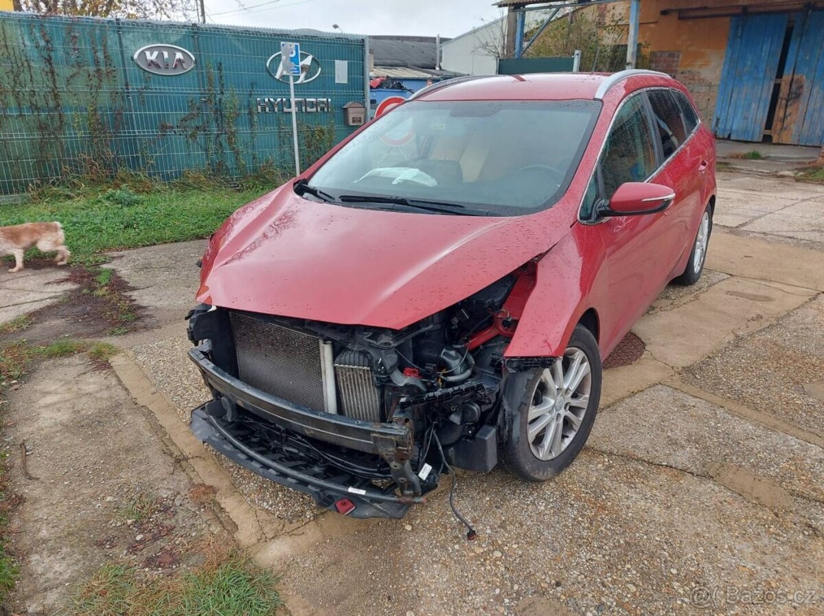 Kia Ceed Combi 2012 - 2017 náhradní díly - 3
