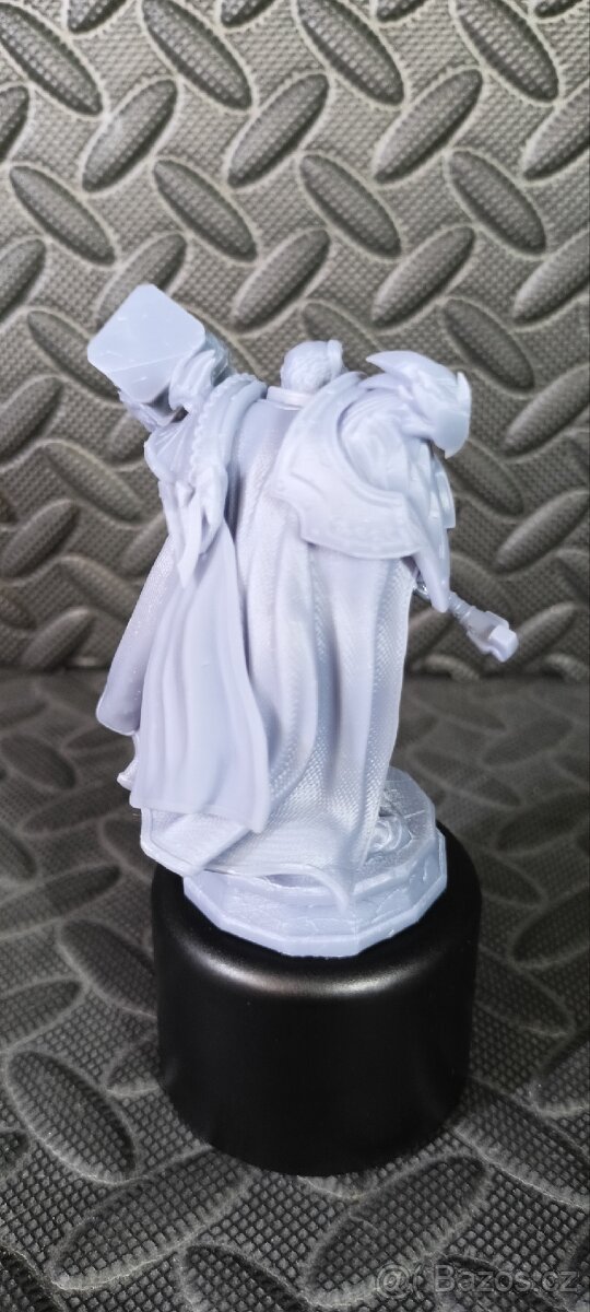 Warcraft. Uther Lightbringer. 7,5 cm - 3