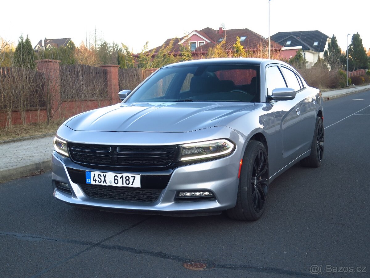 Dodge Charger, 3.6 V6 4x4 - DPH - po servisu - 3