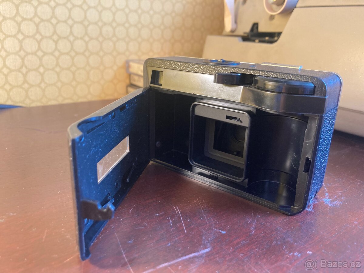 Kodak 255X Instamatic - 3