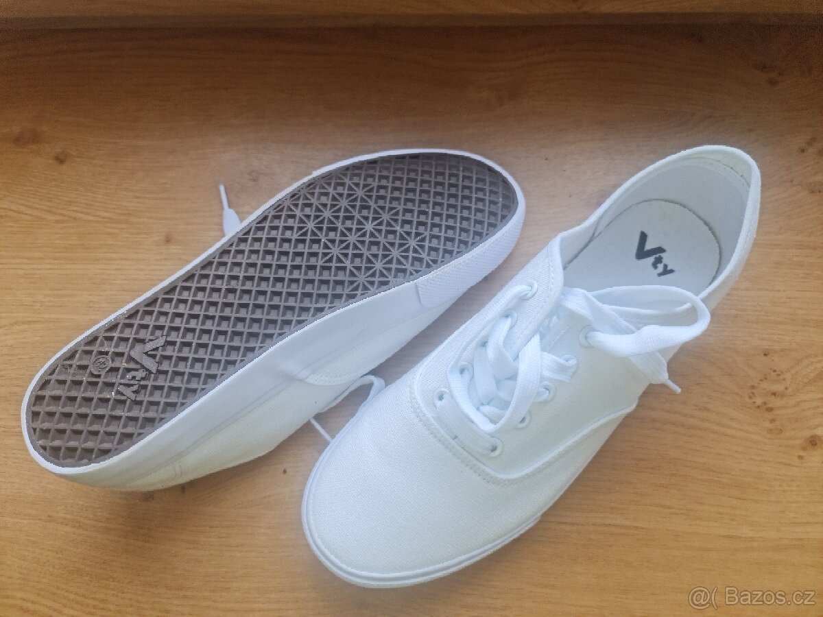 Bílé plátěné tenisky z Deichmannu - 3