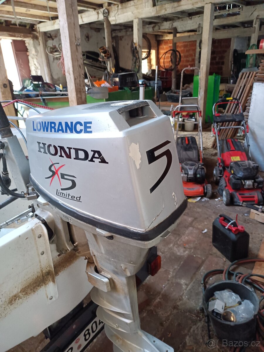 Lodní závěsný motor - 3