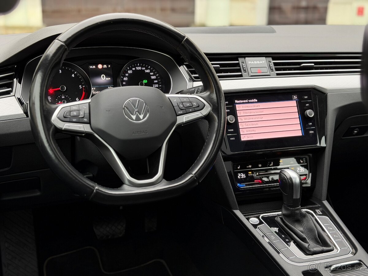 VW PASSAT VARIANT 2.0TDI 147kW DSG WEBASTO TAŽNÉ 2020 VÝBAVA - 3
