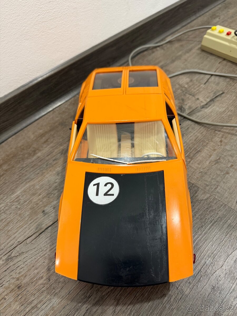 Retro auto na ovládání PIKO - 3