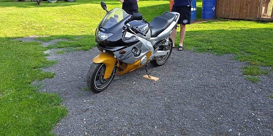 Yamaha YZF 600 R Thundercat díly - 3