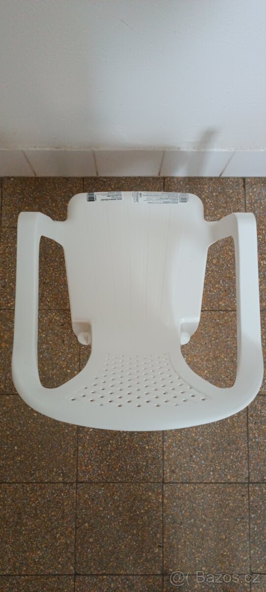Dětská plastová židlička - 3