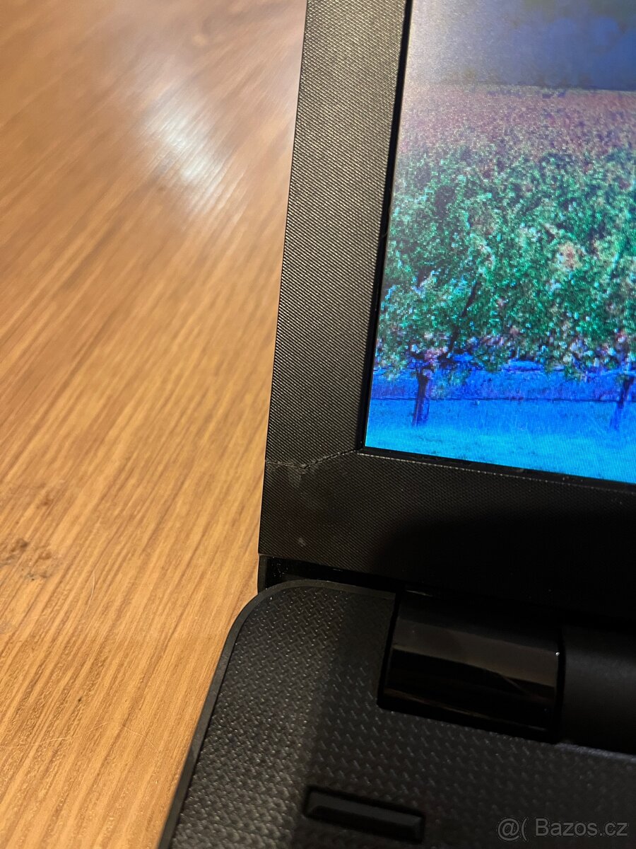 Notebook HP 250 G6 černý - 3