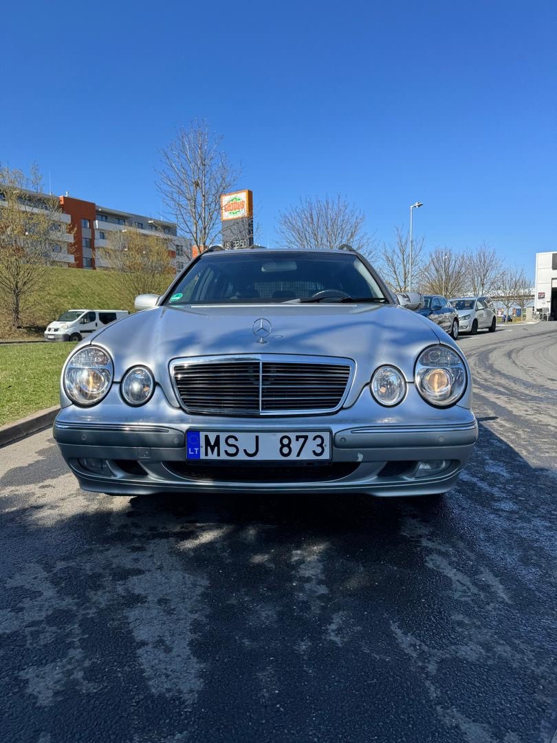 Mercedes-Benz E270 2001 rok kombi - 3