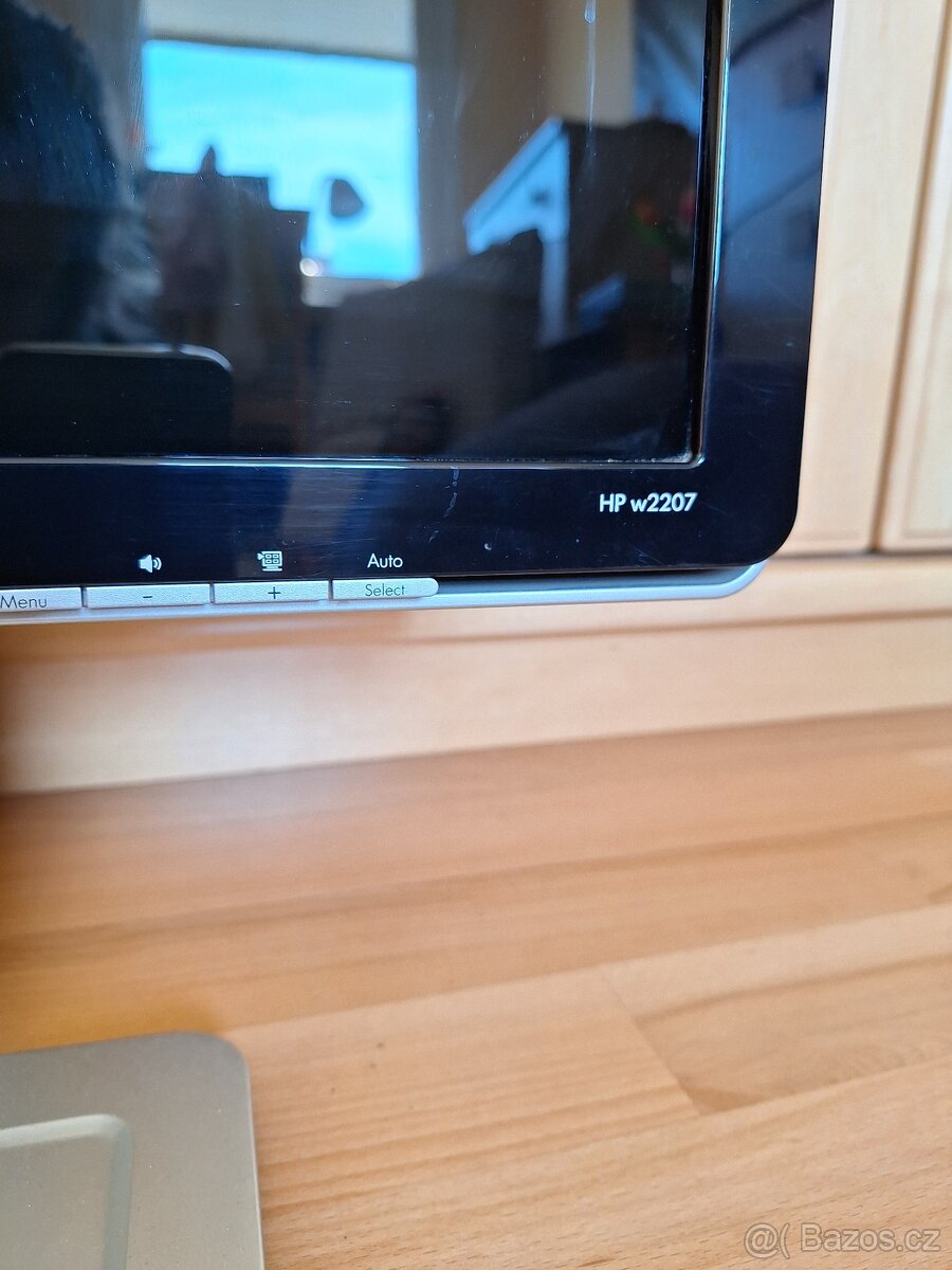 Monitor HP w2207 - 3