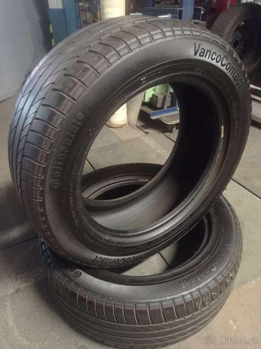 Pneu 225/55 R17 Continental  VancoContact - 3