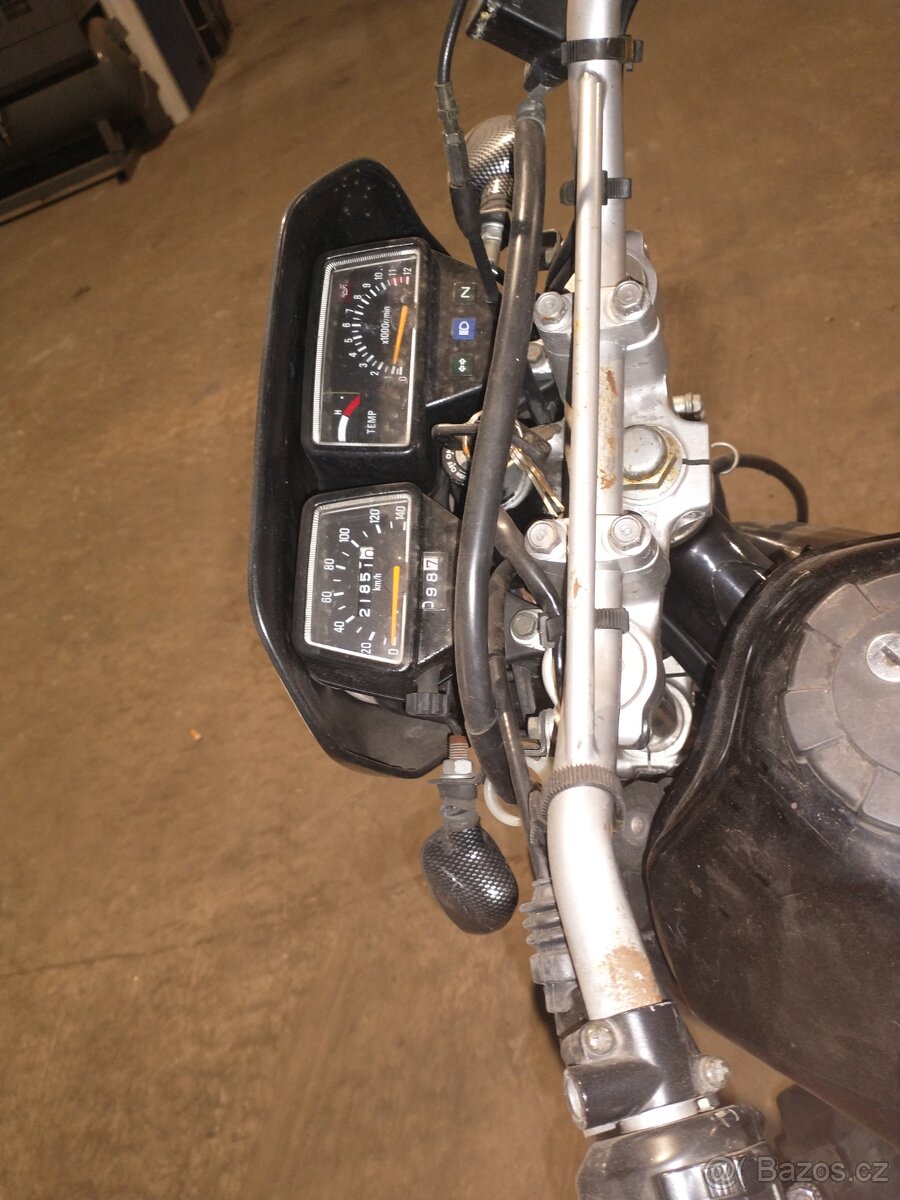 Prodám na náhradní díly Yamaha DT 125