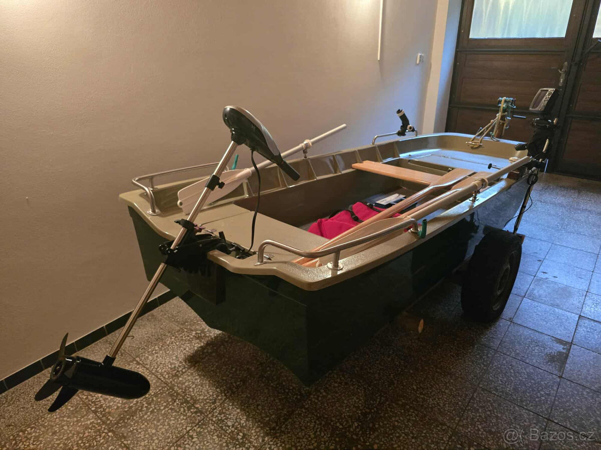 Rybářská loď, pramice TINA II 335 x 125 - 3