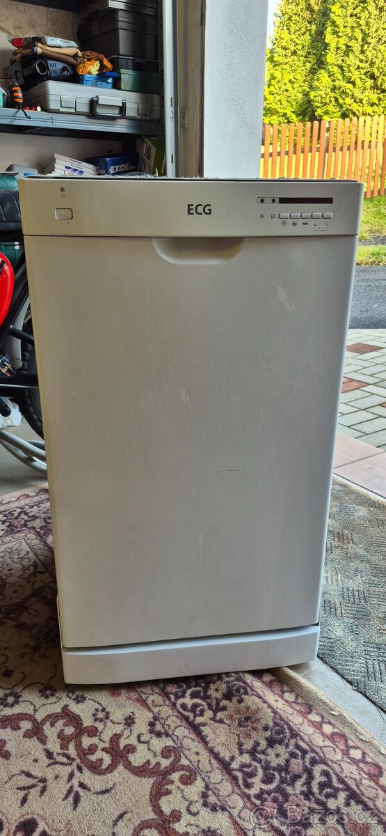 Myčka na nádobí - 3