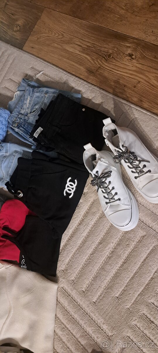 Mix dívčího oblečení vel XS-S - 3