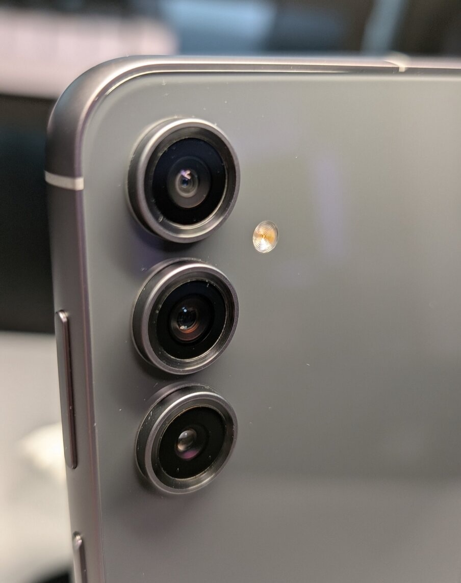 Samsung Galaxy S23 FE 5G 8/128 GB - 3