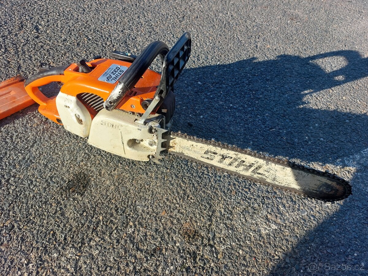 Stará motorová pila Stihl 032AV - 3