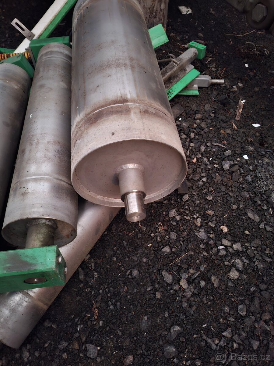 Nerezové válce s uložením - 3