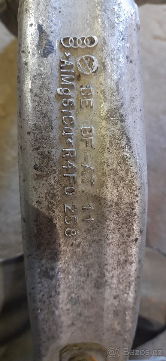 Těhlice / zavěšení kola Audi A6 C6 4F - 3
