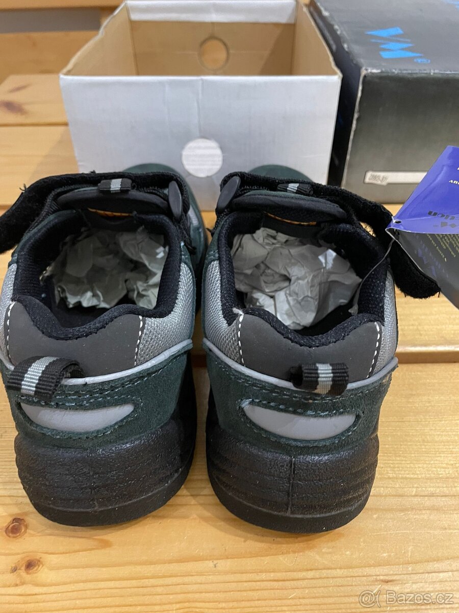 Prodám pracovni obuv vel. 38 - 3