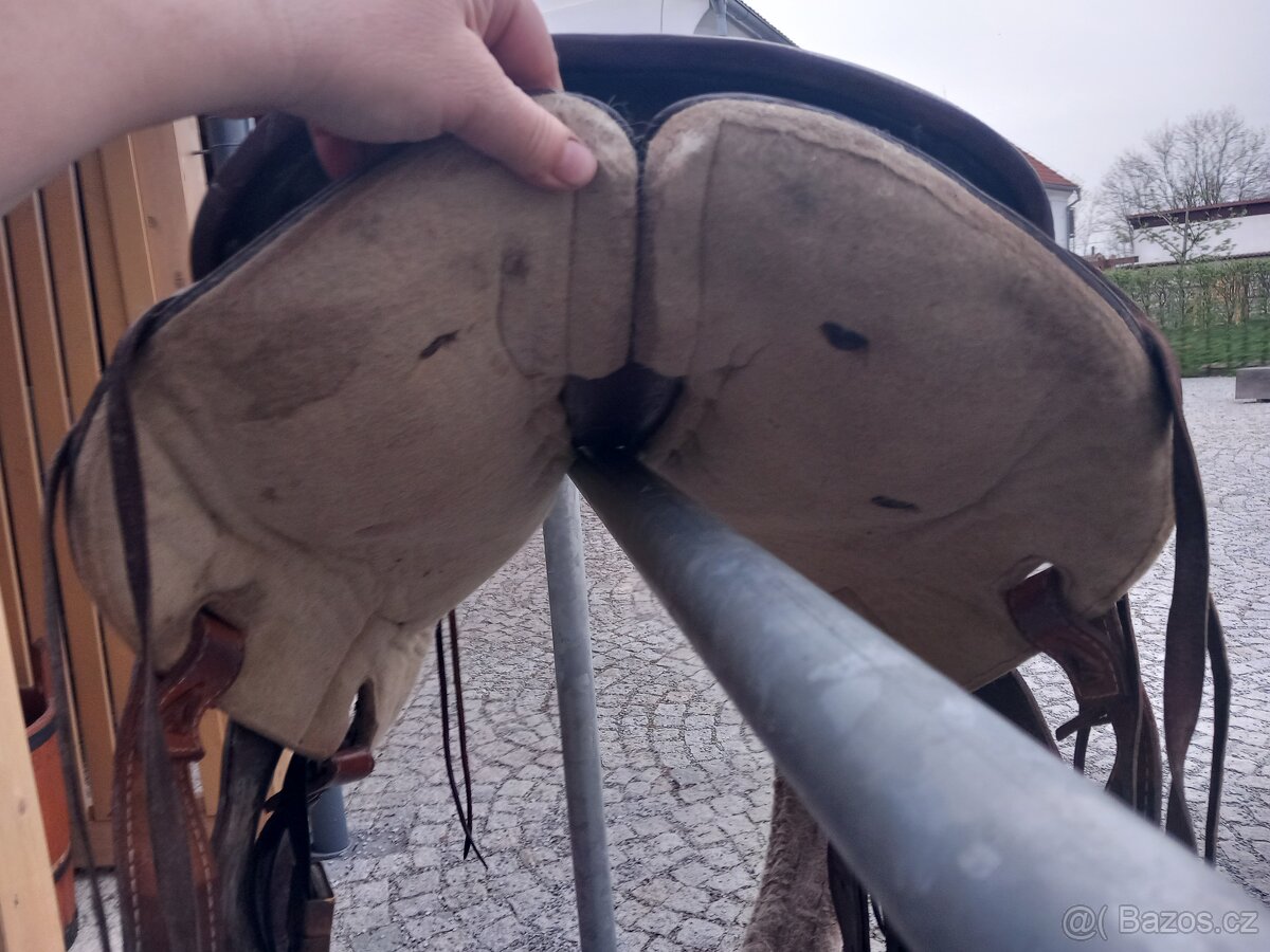 Westernove sedlo - 3