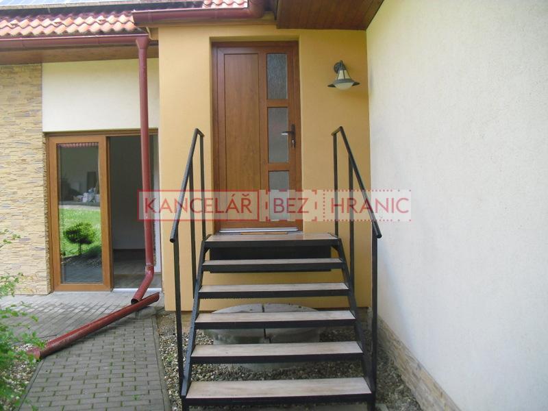 Pronájem podkrovního bytu,78 m2,Hluk - 3