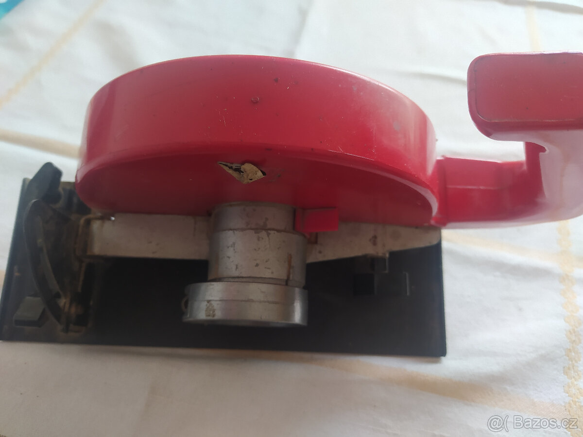 Pokosová pila, ruční bruska a vodní čerpadlo - 3