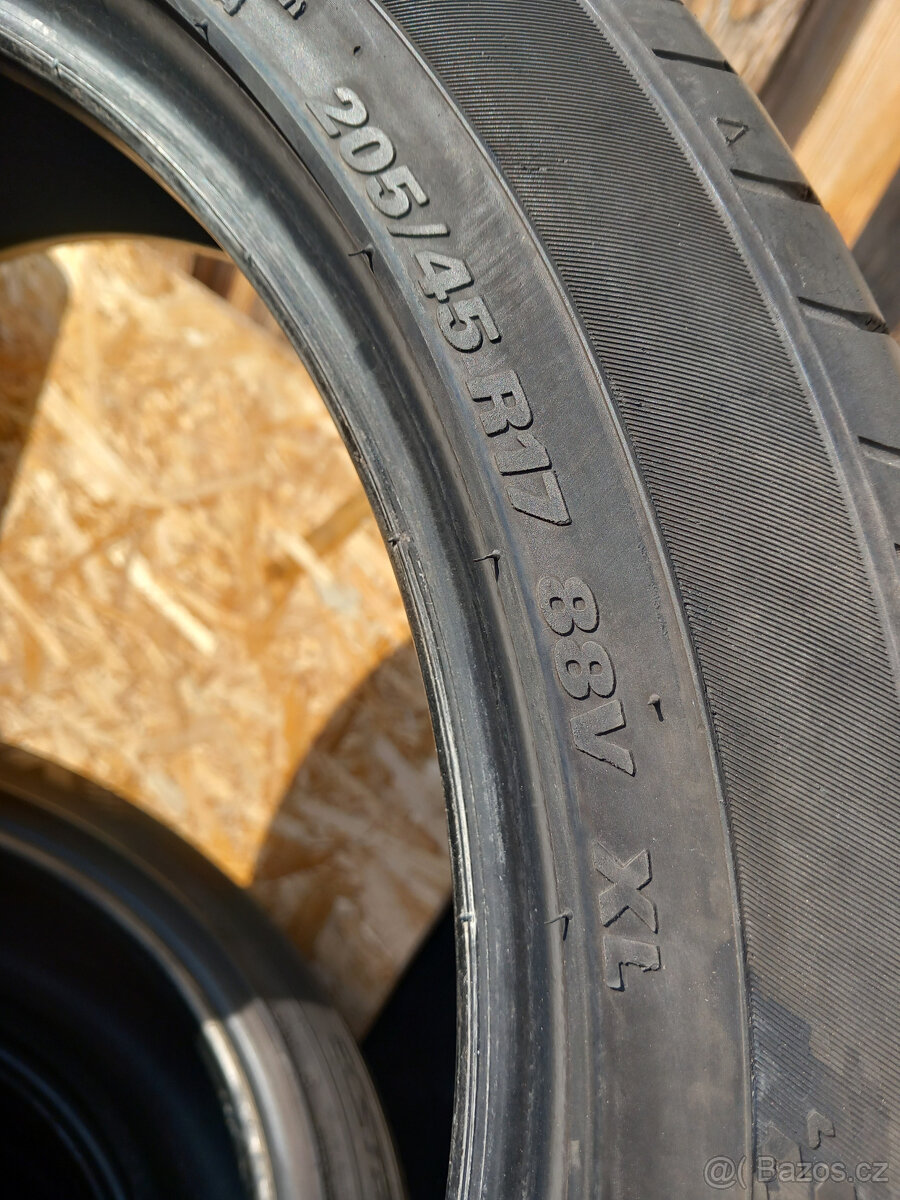 205/45R17 LETNÍ GUMY - 3
