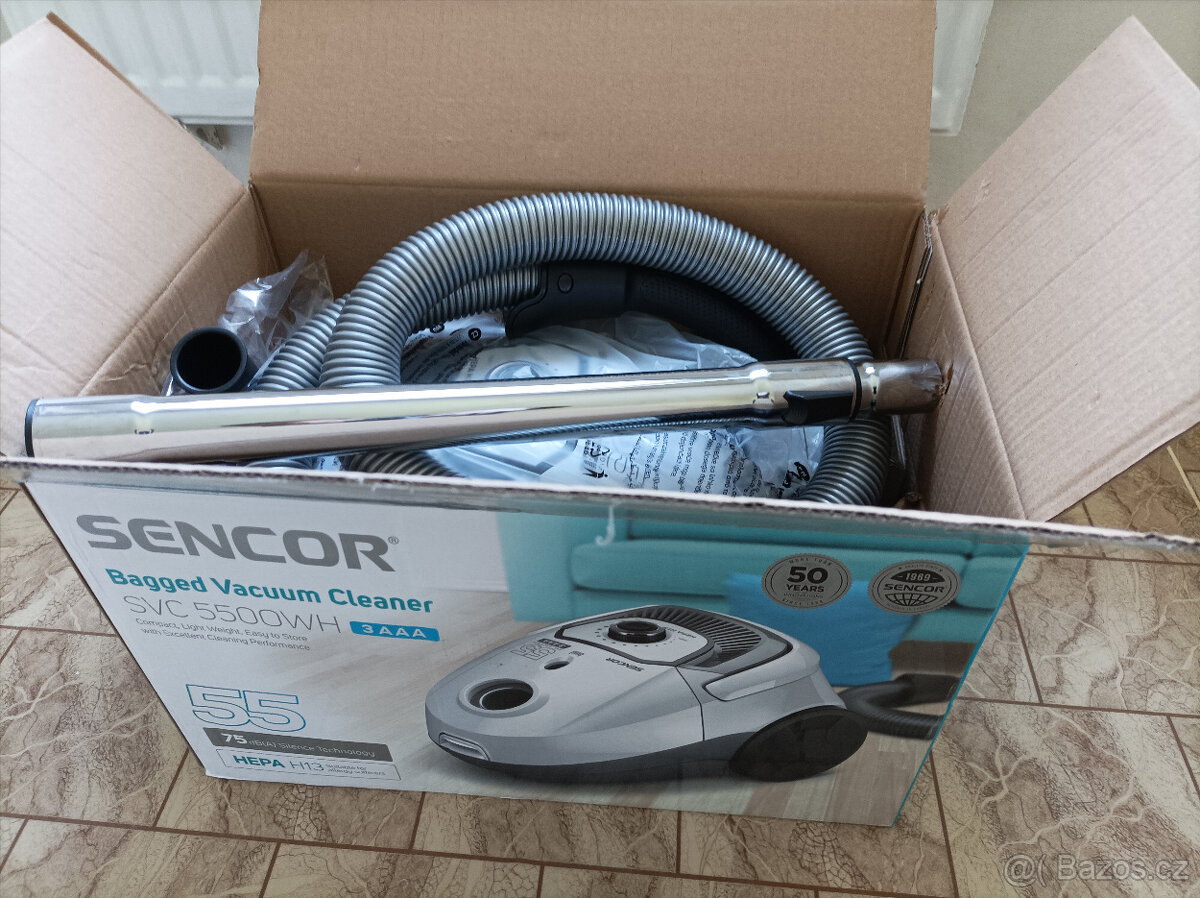 Podlahový vysavač Sencor SVC 5500WH bílý - 3