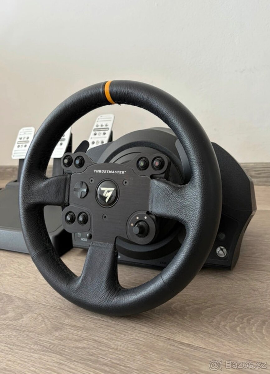 Thrustmaster sada volantů a pedálů TX Leather Edition - 3
