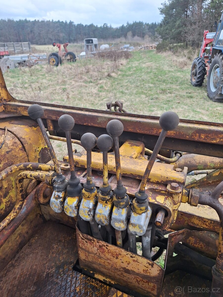 Traktorbagr Warinsky - Ostrowek - 3